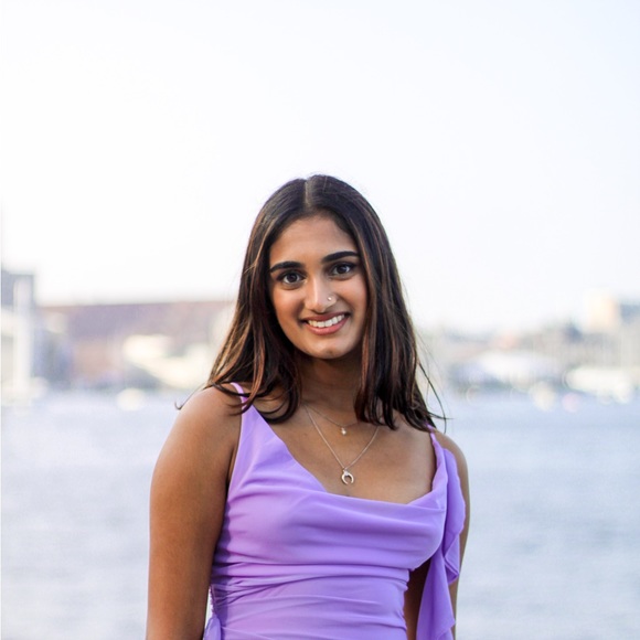 esha_hande
